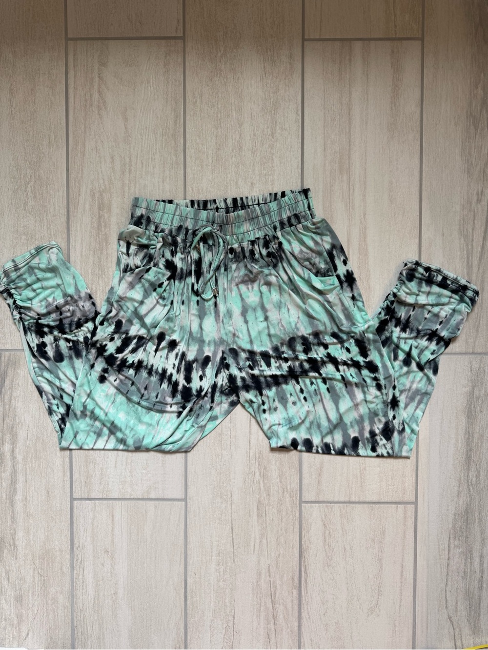 Womens Tie-Dye Lounge Pants - Mint and Black